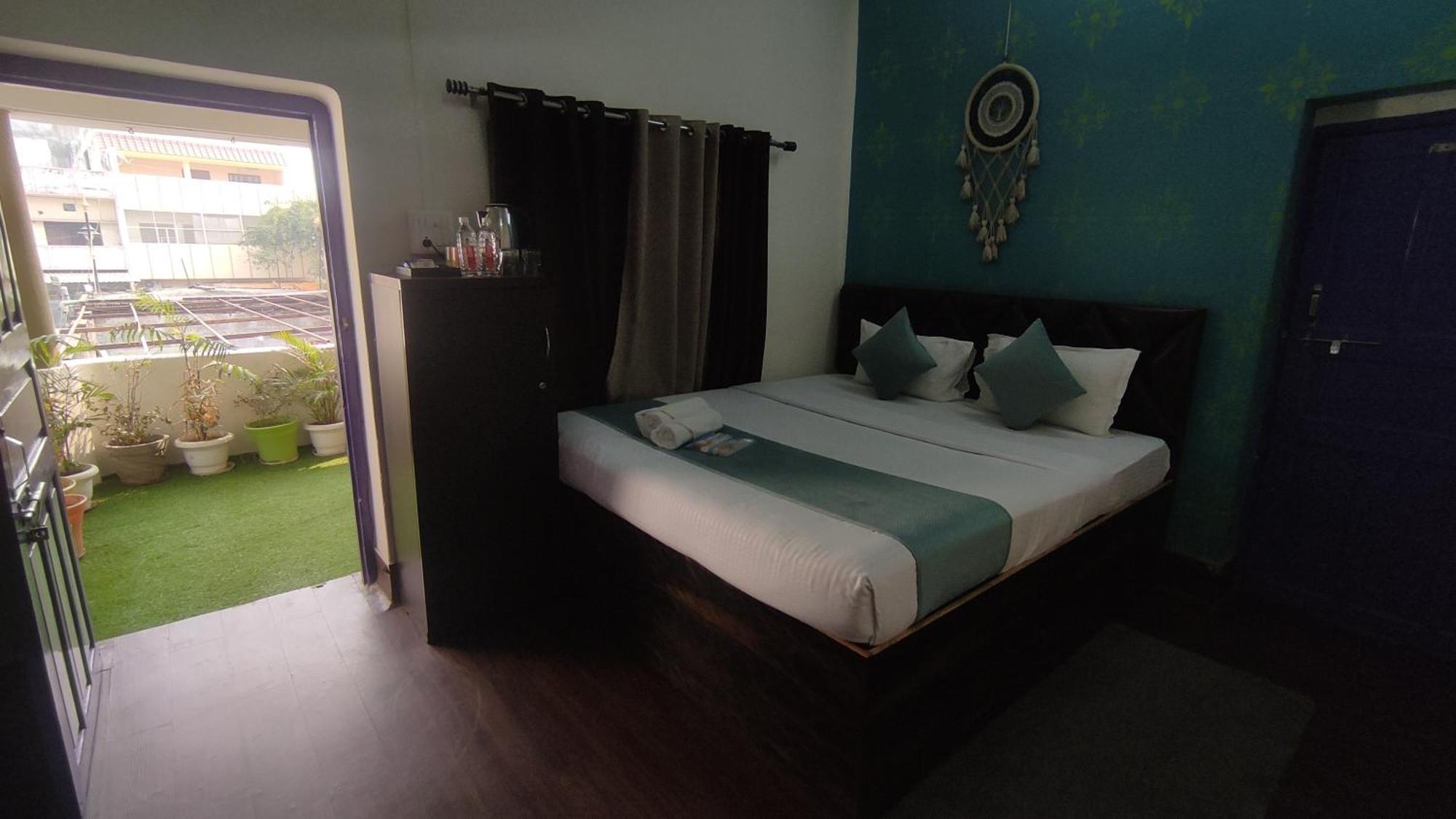 Inka Kashi Hostel Varanasi Bagian luar foto